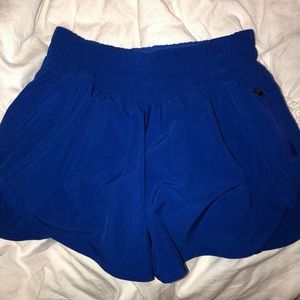Lululemon Tracker Short 4” Lined Royal Blue